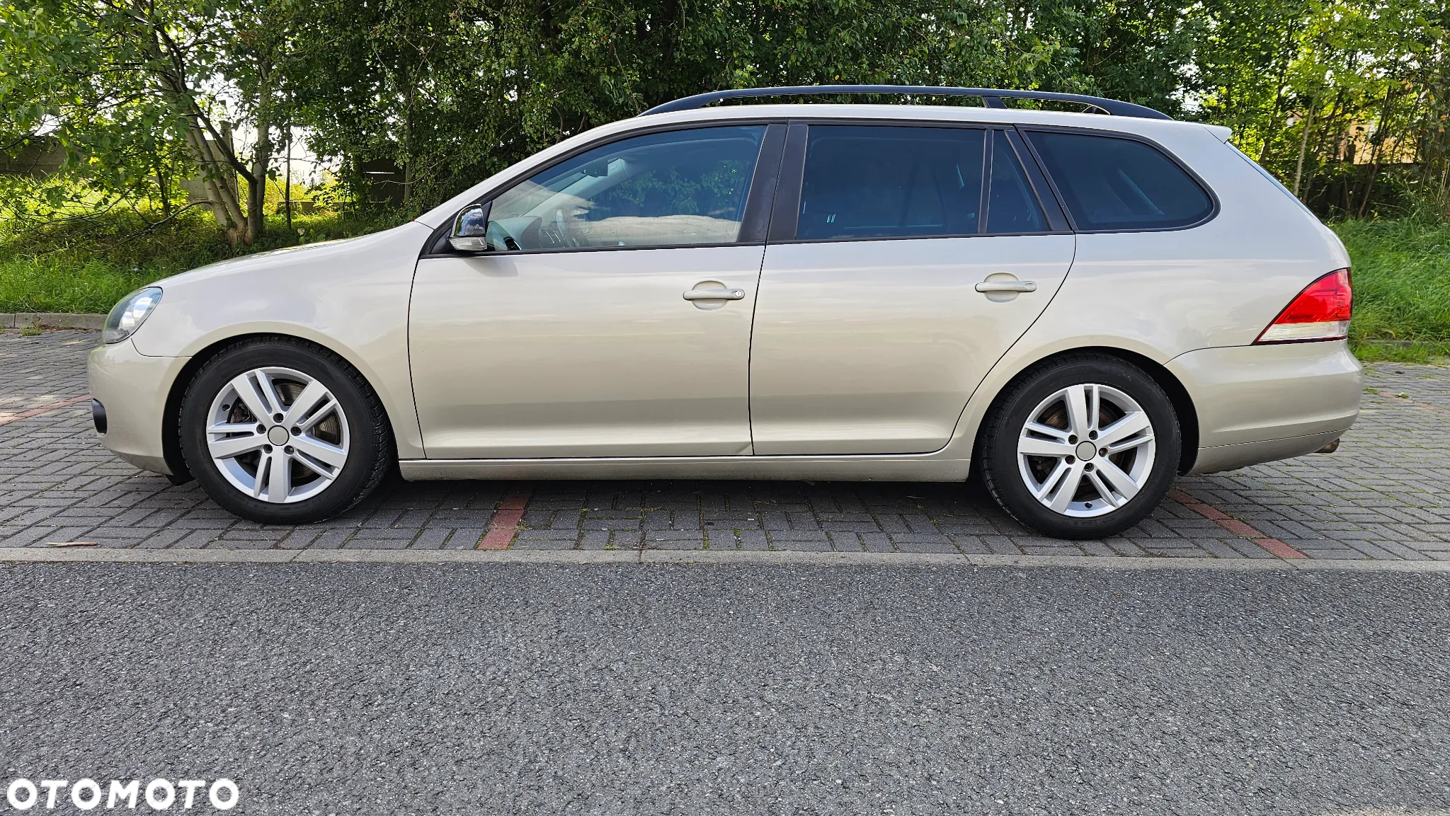Volkswagen Golf - 9