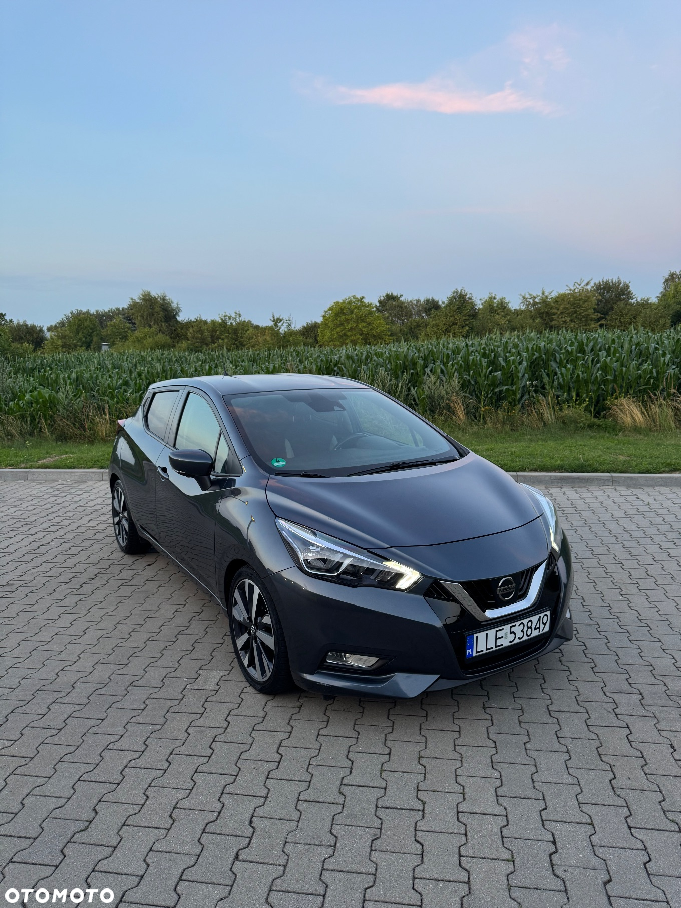 Nissan Micra 1.0 DIG-T Tekna - 11