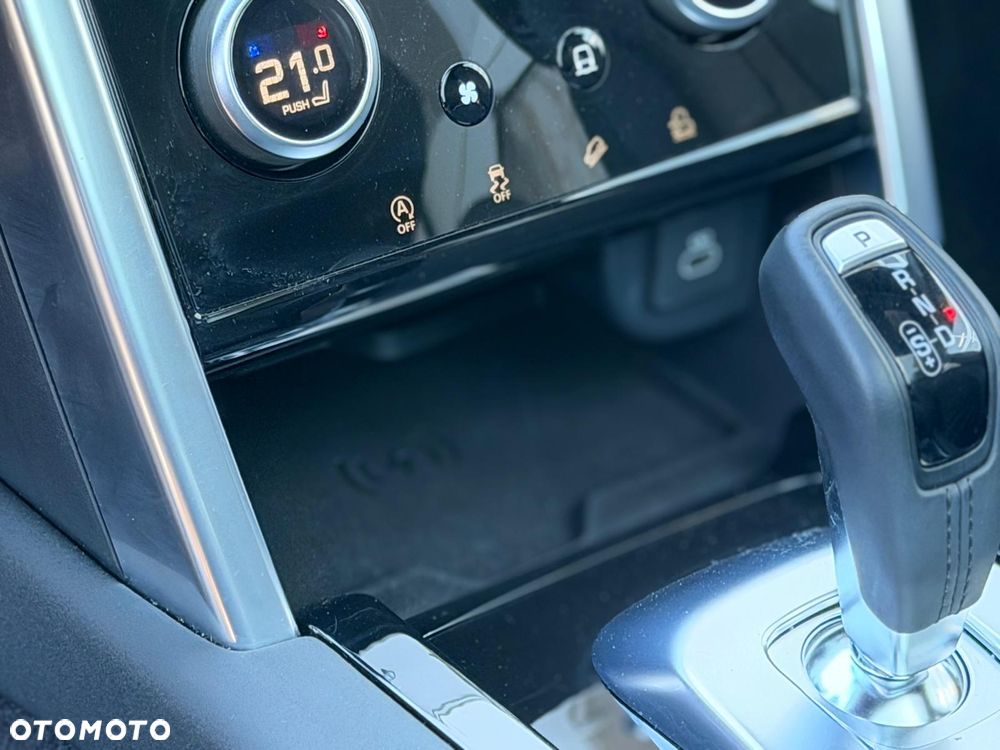 Land Rover Discovery Sport 2.0 D200 mHEV Dynamic SE - 18