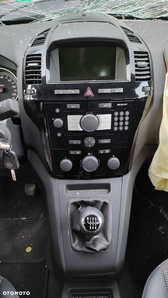 Opel Zafira 1.9 CDTI Cosmo - 8