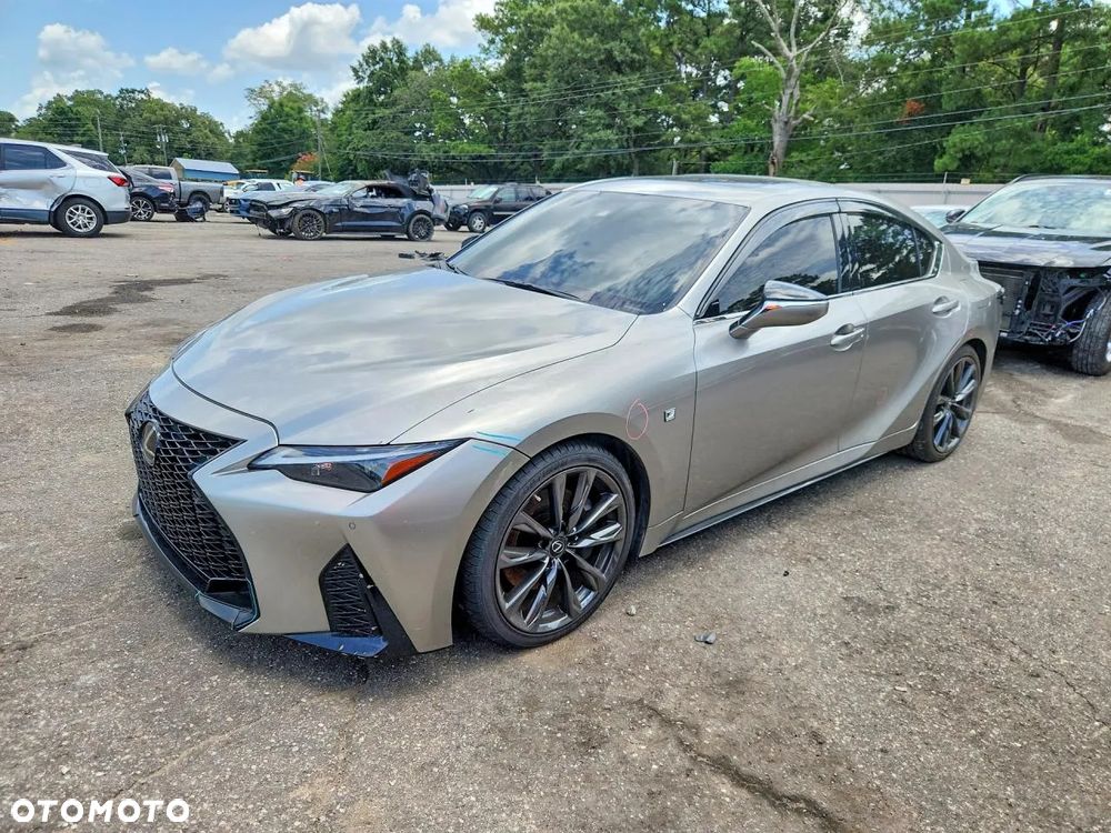 Lexus Is