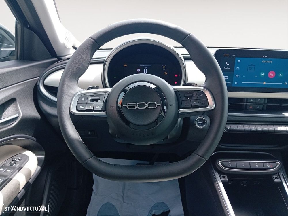 Fiat 600 1.2 Hybrid La Prima - 12
