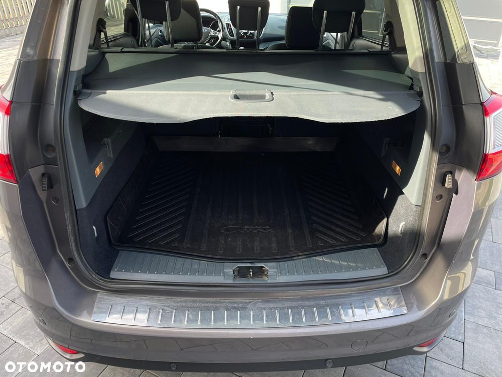 Ford Grand C-MAX 1.6 TDCi Titanium - 17