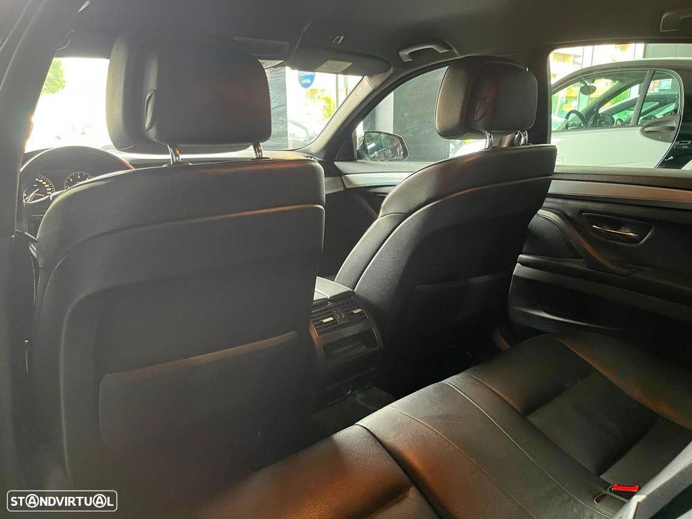 BMW 525 d Pack M Auto - 28