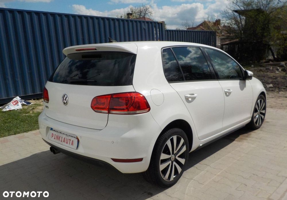 Volkswagen Golf - 14