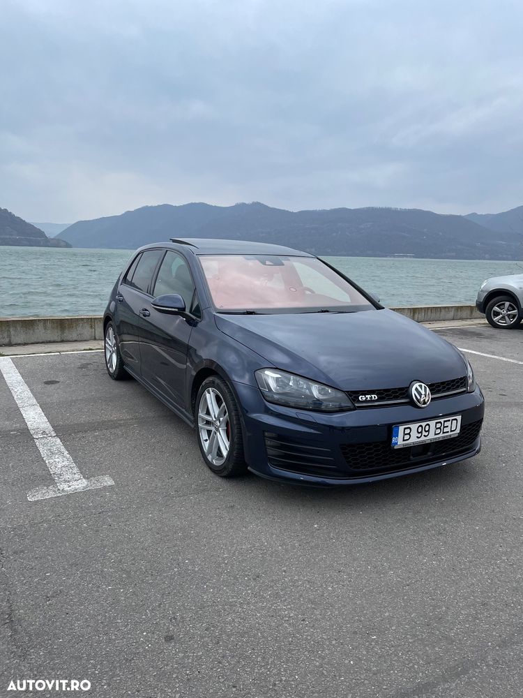 Volkswagen Golf 2.0 TDI DPF BMT GTD - 3