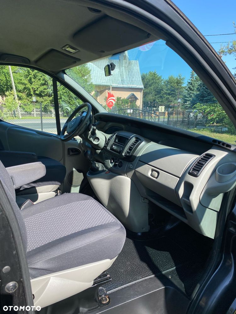 Renault Trafic - 12