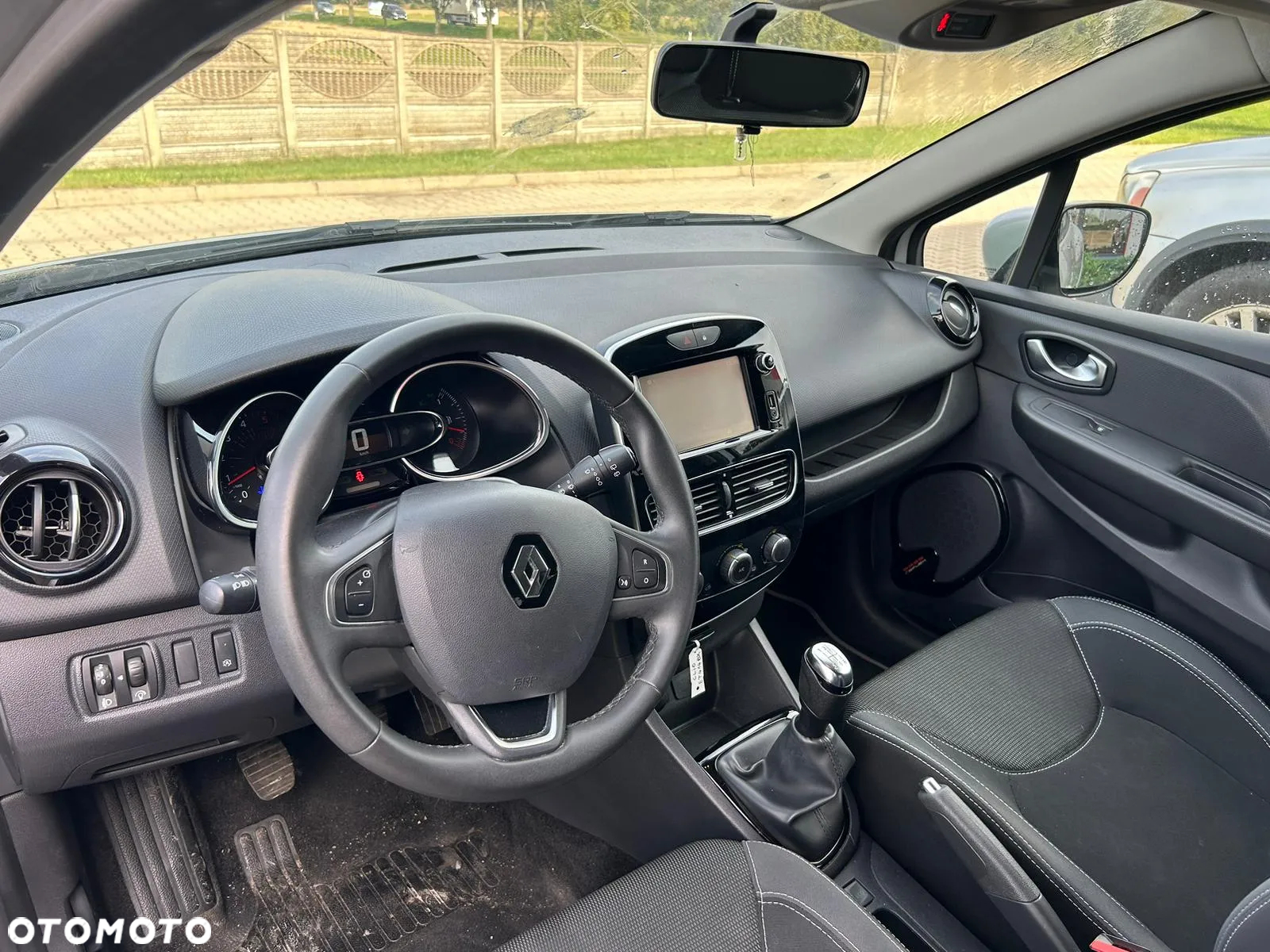 Renault Clio 1.5 dCi Alize - 5