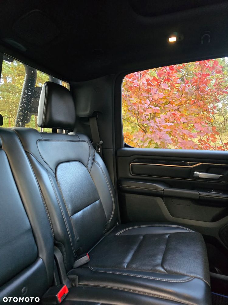 RAM 1500 5.7 Crew Cab Shortbed Laramie Sport - 25