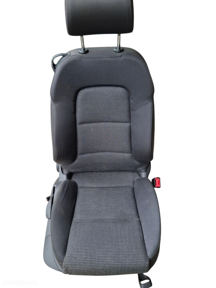 FOTEL PRAWY PASAZERA GRZANY PODGRZEWANY AUDI A3 8P 03-12 3D SLASK WYSYLKA - 2