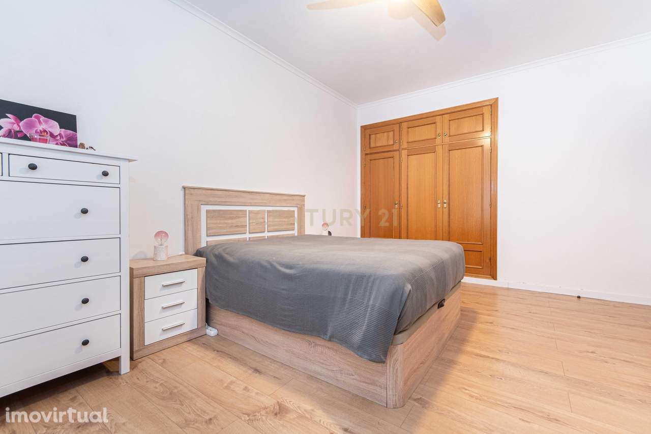 Apartamento Renovado em Samora Correia, Benavente - Grande imagem: 2/22