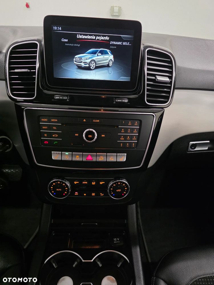 Mercedes-Benz GLE 250 d 4Matic 9G-TRONIC AMG Line - 9