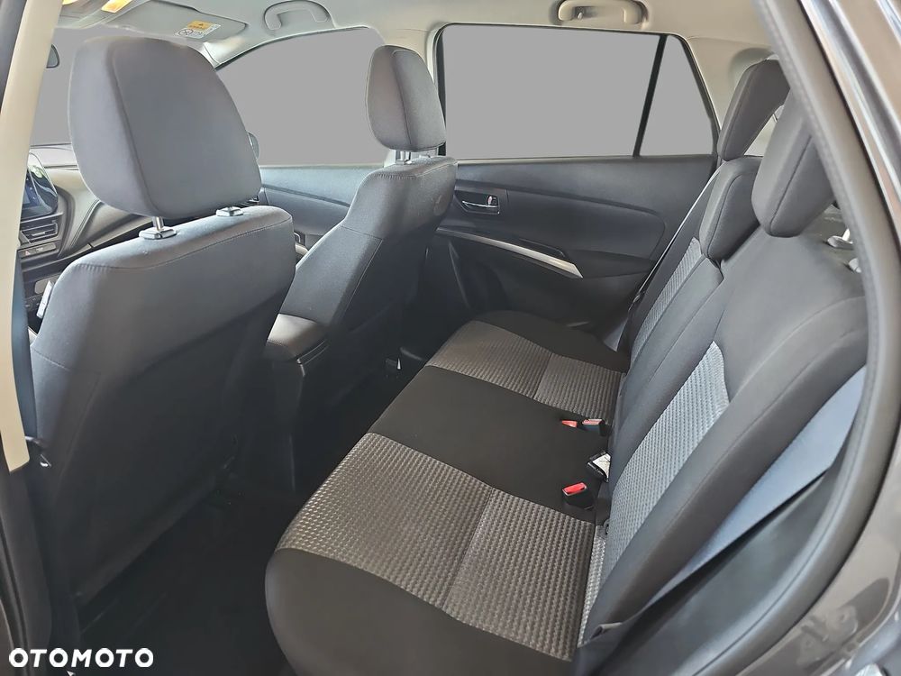 Suzuki SX4 S-Cross - 13