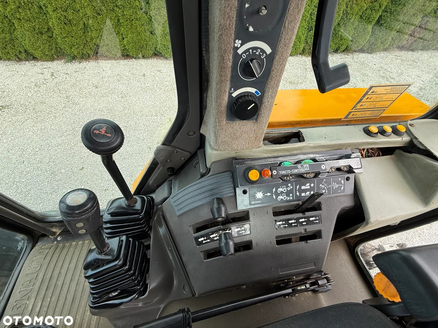 Renault 155.54 CIĄGNIK TRAKTOR / JEDYNIE 4980 MTH / KLIMA / SPROWADZONY / PIĘKNY / ORYGINAŁ / ZADBANY / 1995 ROK / SILNY / 145-14 bb 155-54 bb 120-54 vv 133-54 hh 110-14 hh 110-54 case - 14