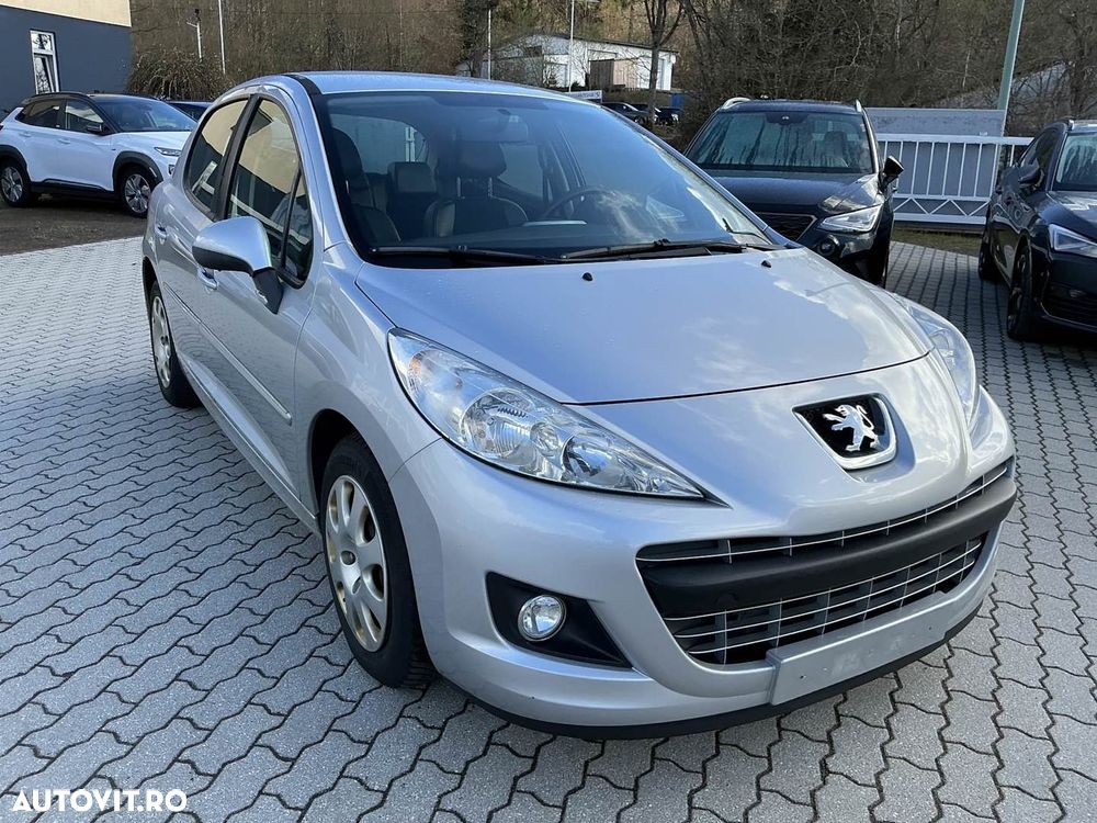 Peugeot 207 110 HDi FAP (Blue Lion) Premium - 2