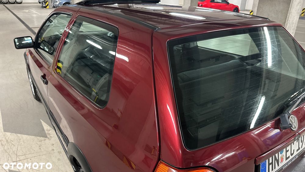 Volkswagen Golf - 26
