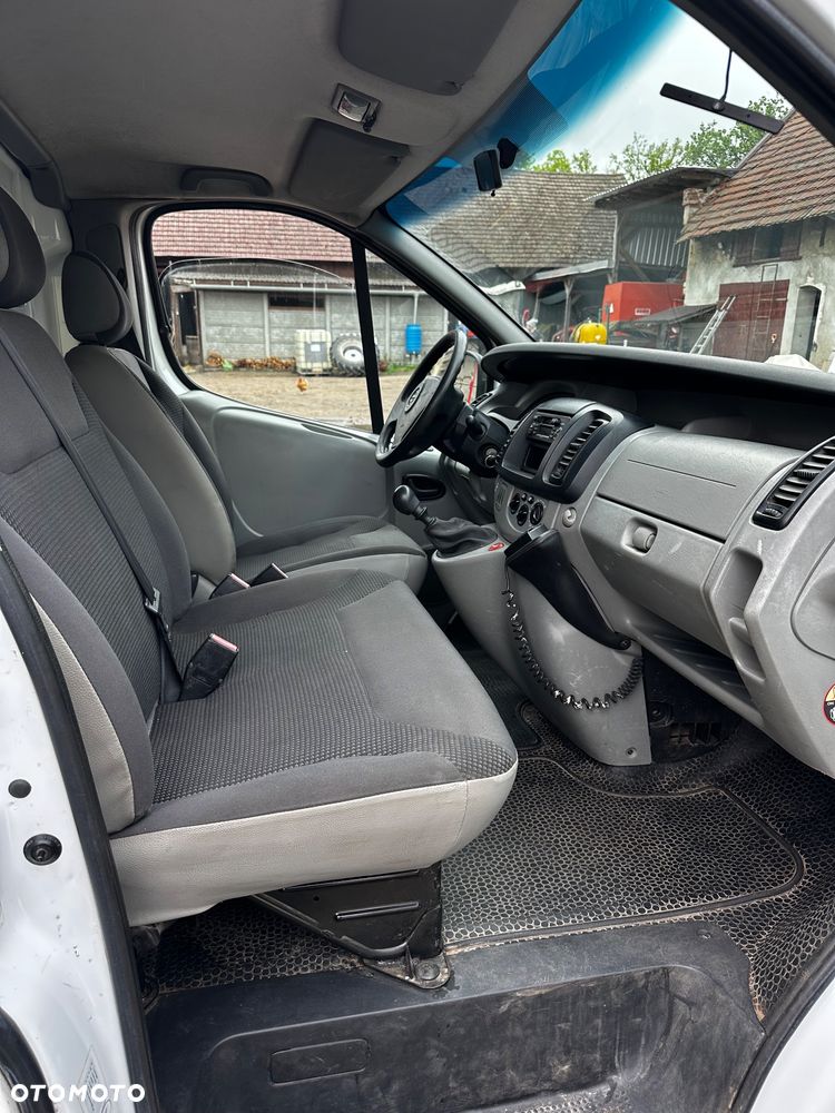 Opel Vivaro - 5