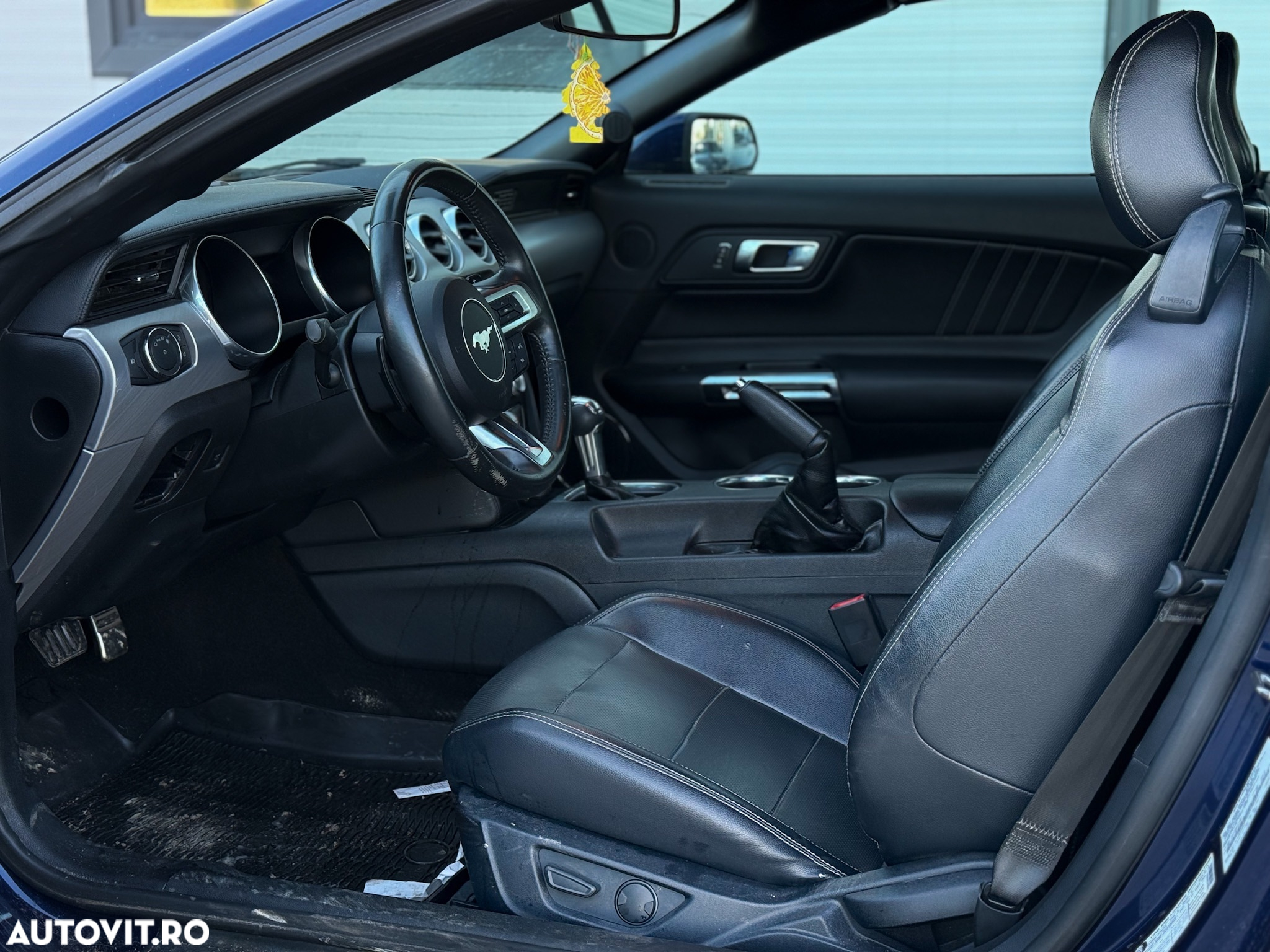 Ford Mustang Cabrio 2.3 Eco Boost - 17