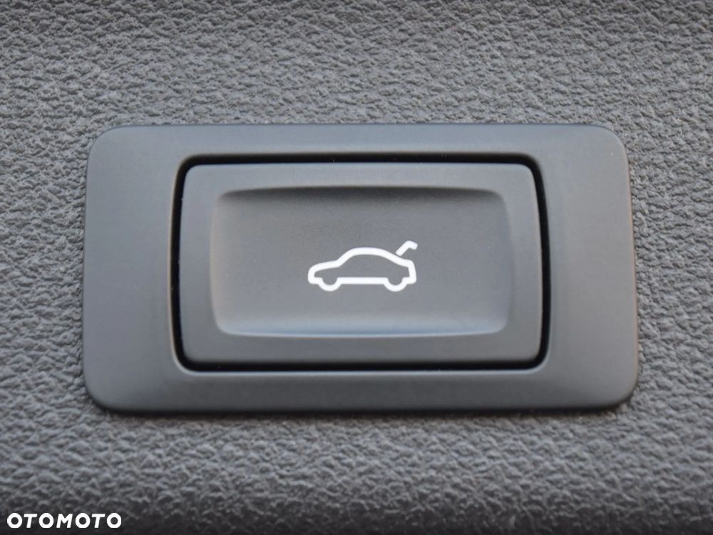 Audi A6 Avant 45 TDI quattro S tronic advanced - 37