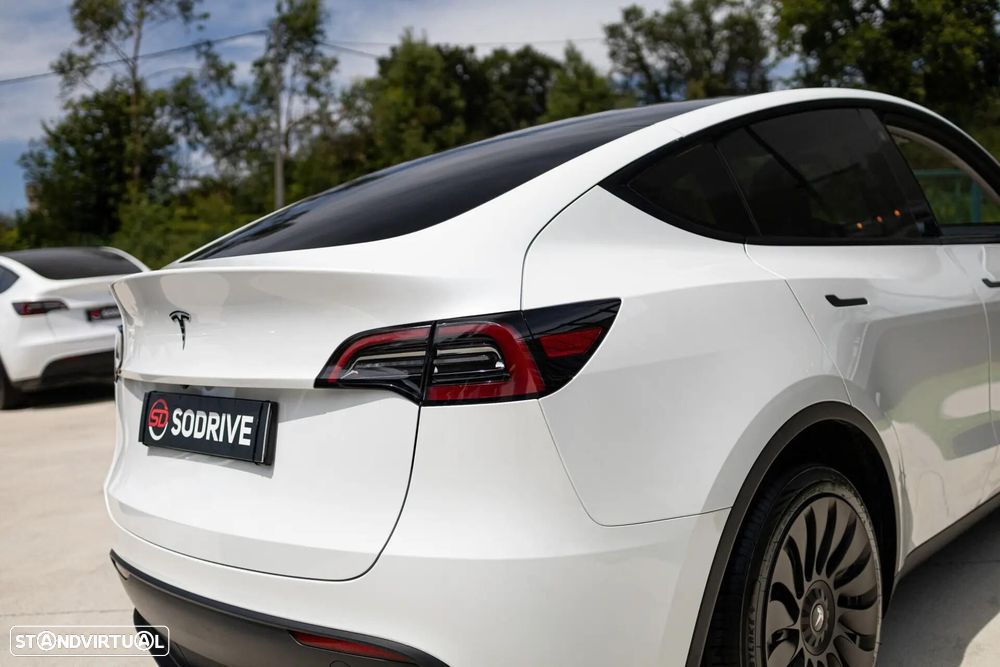 Tesla Model Y Long Range Tração Integral — fotografia 19