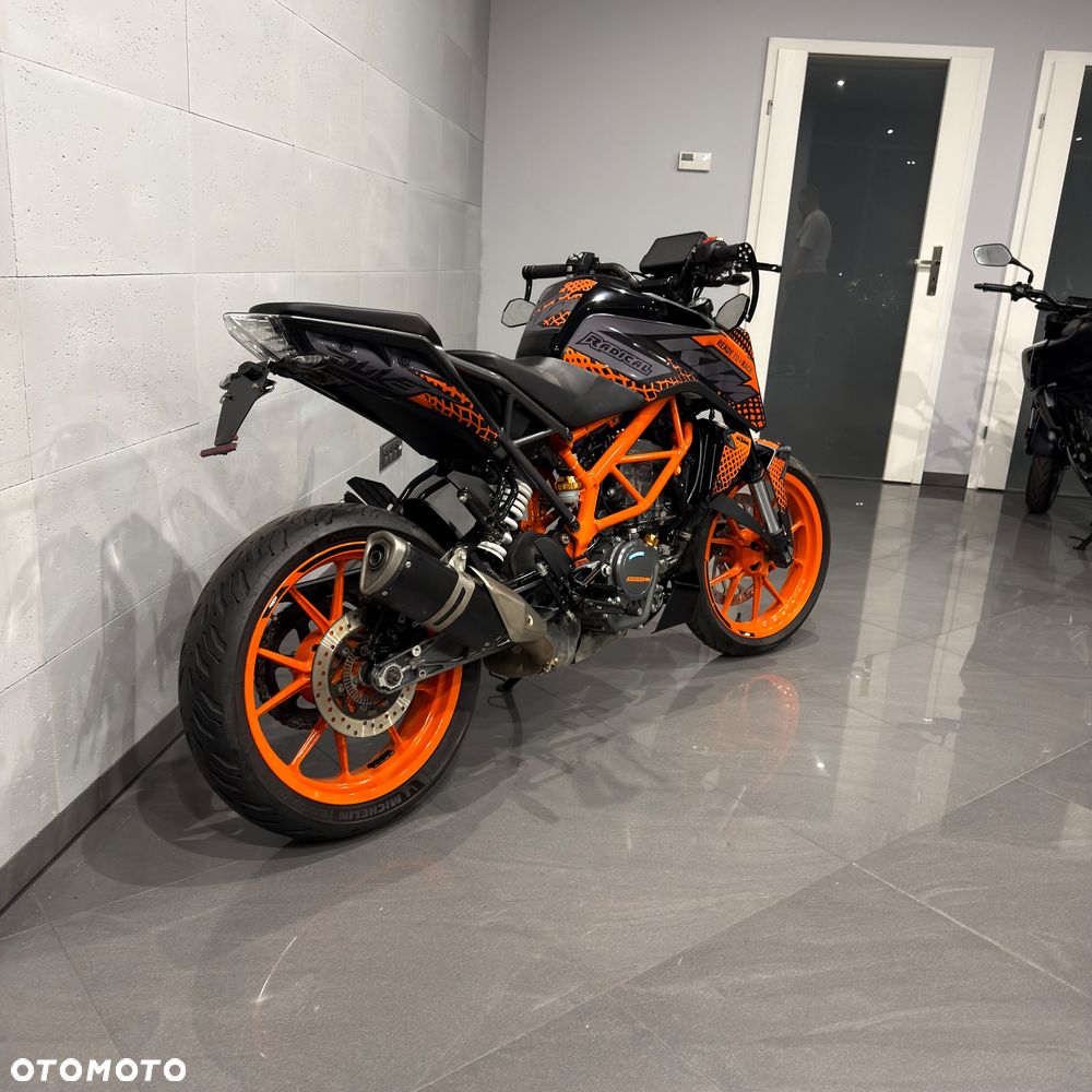 KTM Duke - 3
