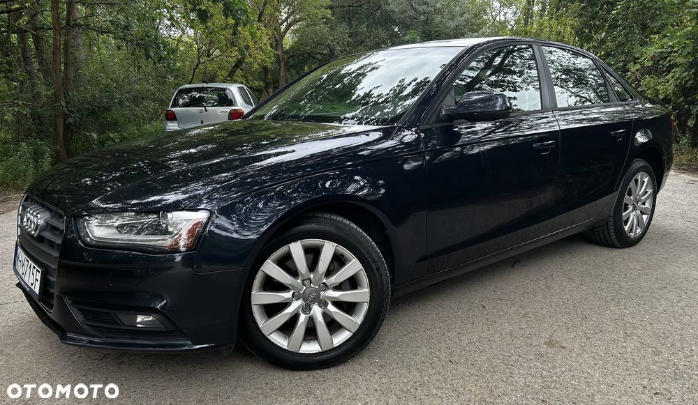 Audi A4 Limousine - 6