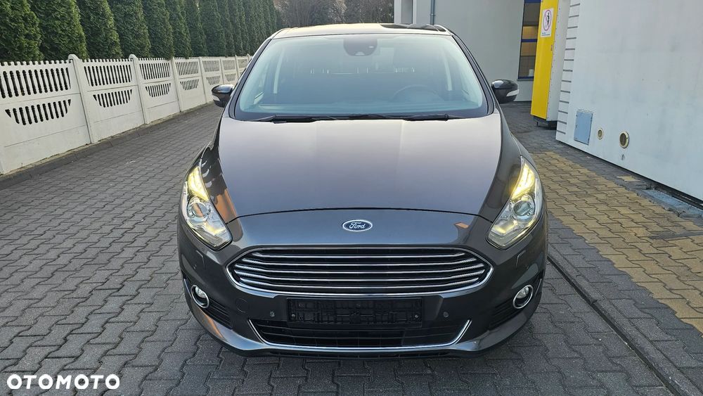 Ford S-Max 2.0 EcoBlue Titanium - 2