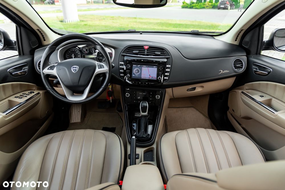 Lancia Delta 1.8 Di T-Jet 16v Platino - 25