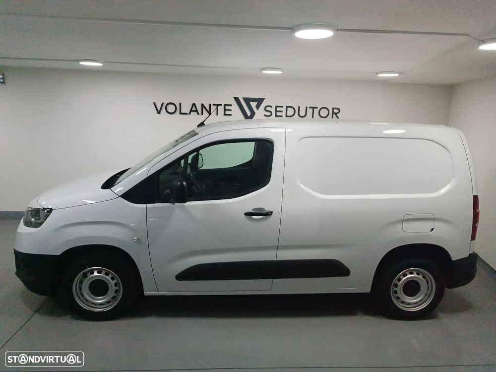 Toyota PROACE-CITY 1.5D L1 CONFORT IVA/DEDUTIVEL - 5