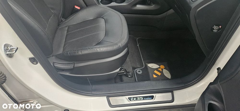 Hyundai ix35 Fuel Cell - 18