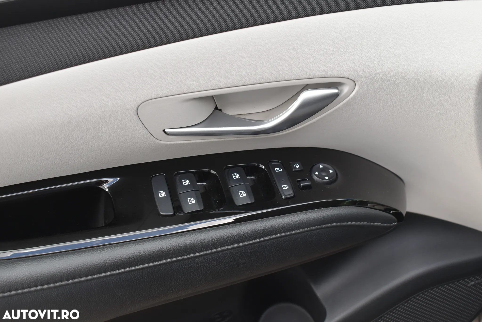 Hyundai Tucson 1.6 T-GDi HEV 2WD Select - 10