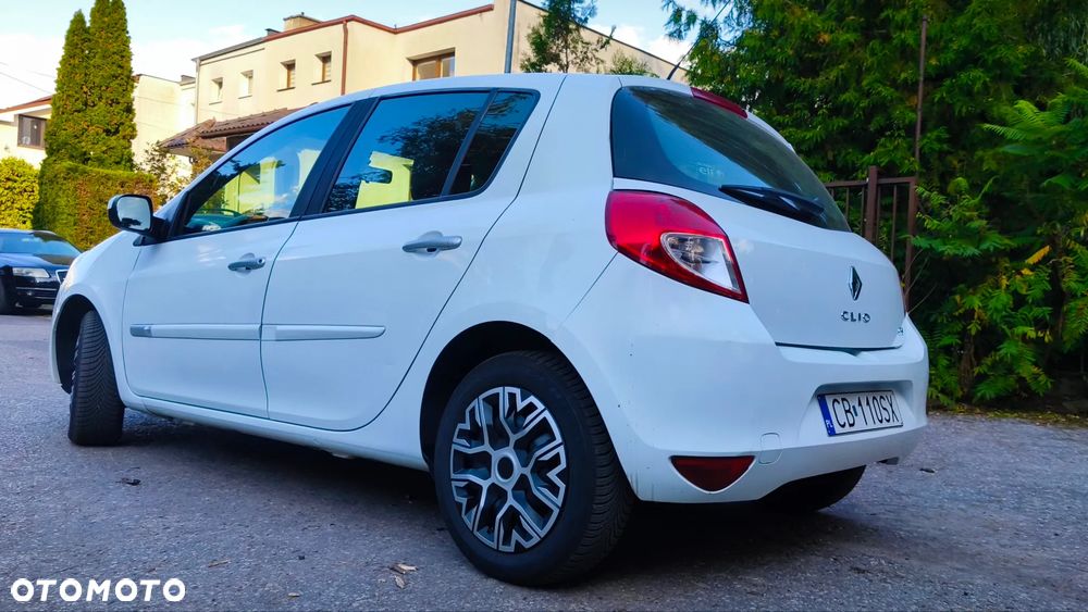 Renault Clio - 5
