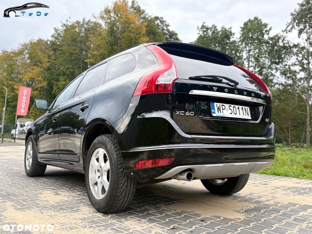 Volvo XC 60 D3 Momentum - 17