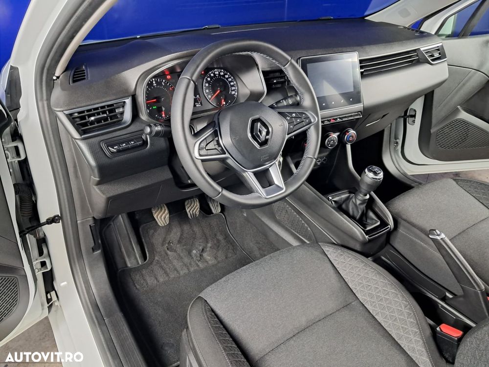 Renault Clio - 19