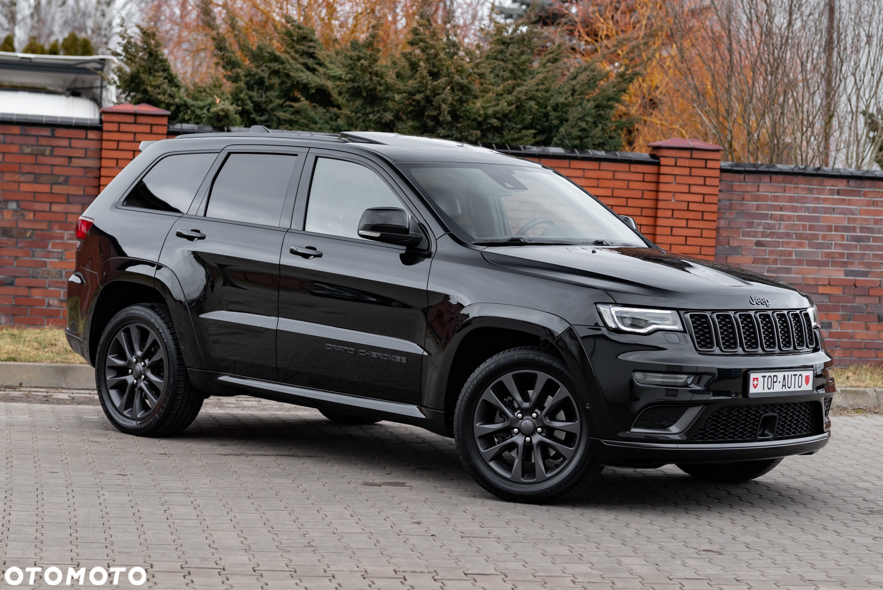 Jeep Grand Cherokee - 12