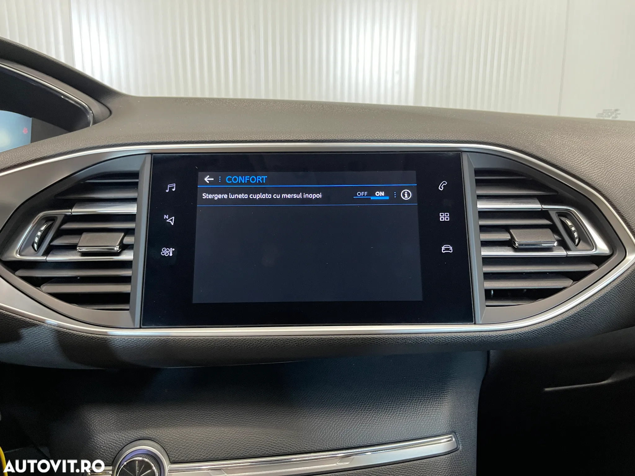Peugeot 308 SW BlueHDi 130 EAT8 Stop & Start Active Business-Paket - 18