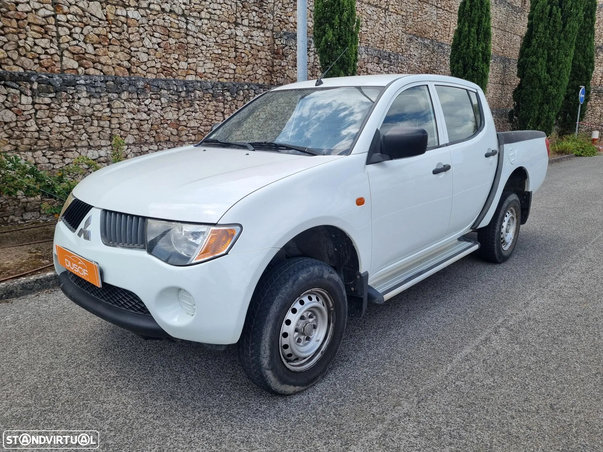 Mitsubishi L200 2.5 DI-D CD Invite AC CC - 1