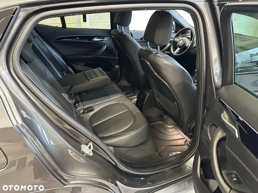 BMW X2 xDrive25e Advantage Plus - 12