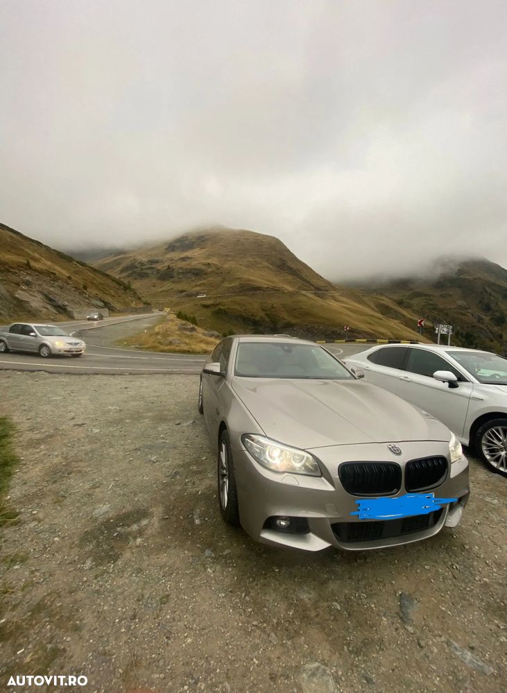 BMW Seria 5 520d Aut. Luxury Line - 13