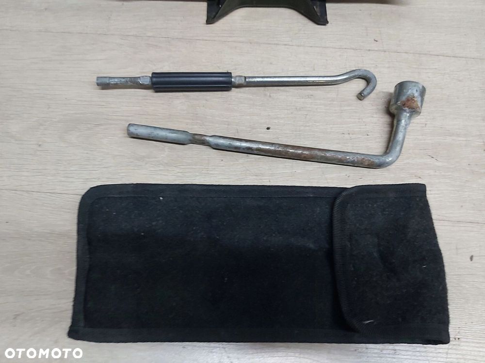 HYUNDAI COUPE II Tiburon lewarek podnośnik klucz zestaw - 2