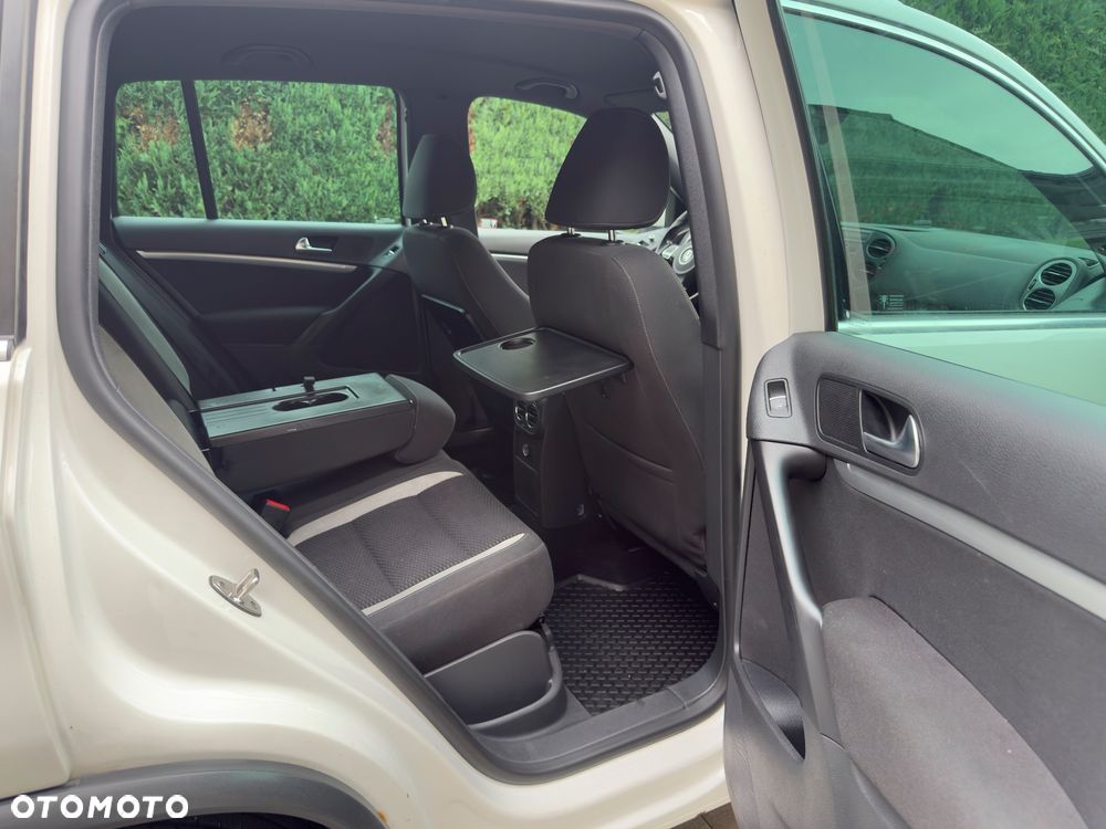 Volkswagen Tiguan 2.0 TDI 4Mot R-Style DSG - 7