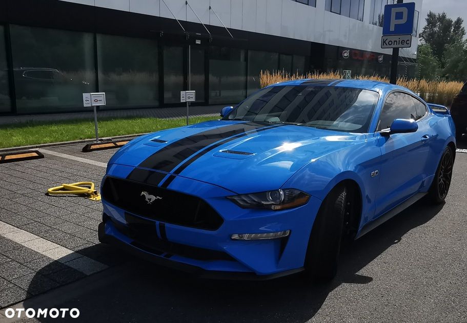 Ford Mustang - 8