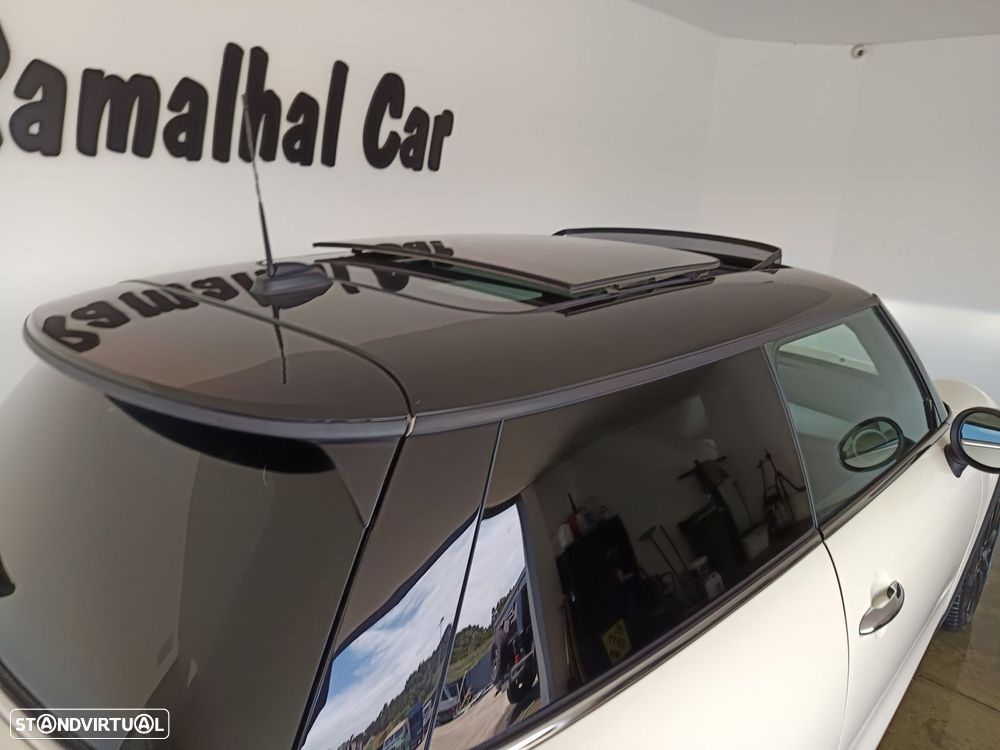 MINI 3 Portas Cooper D 60 Years Chili - 9