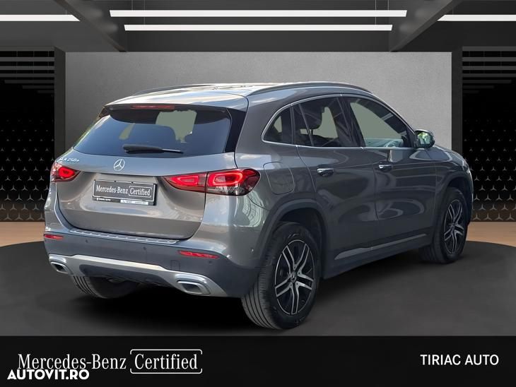 Mercedes-Benz GLA 250 e 8G-DCT - 7