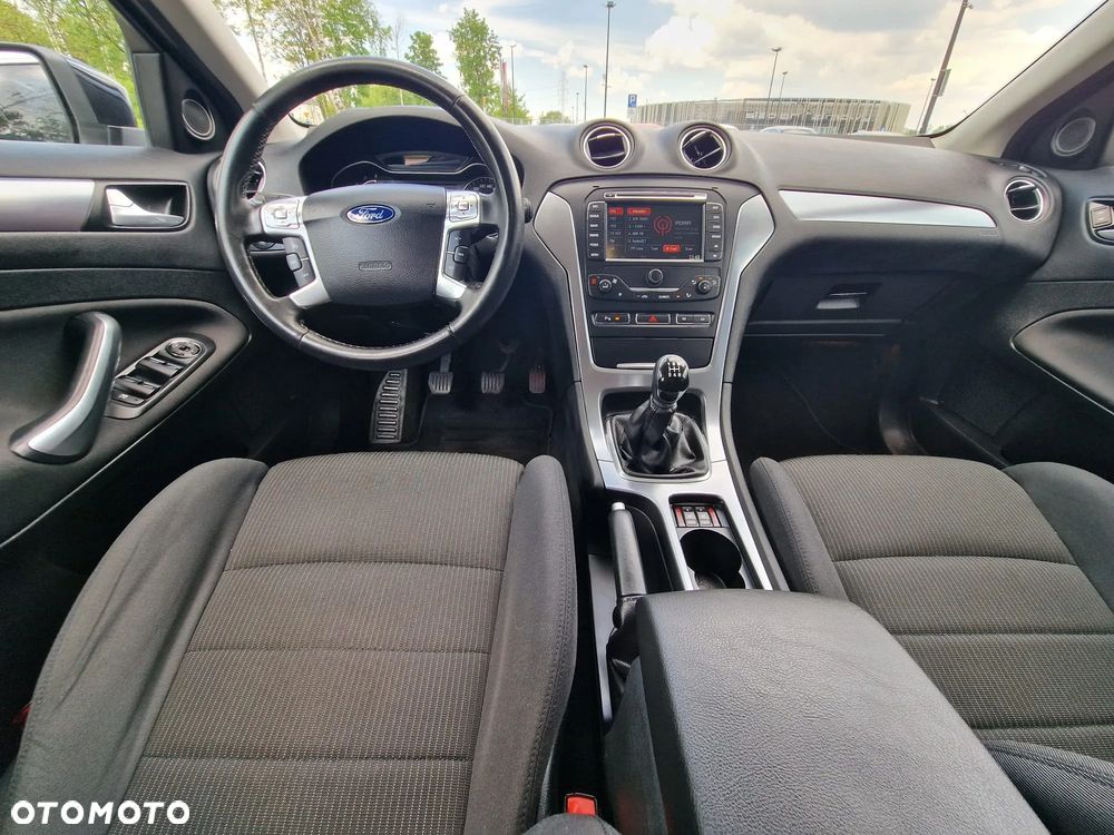 Ford Mondeo 2.0 Viva Titanium - 14