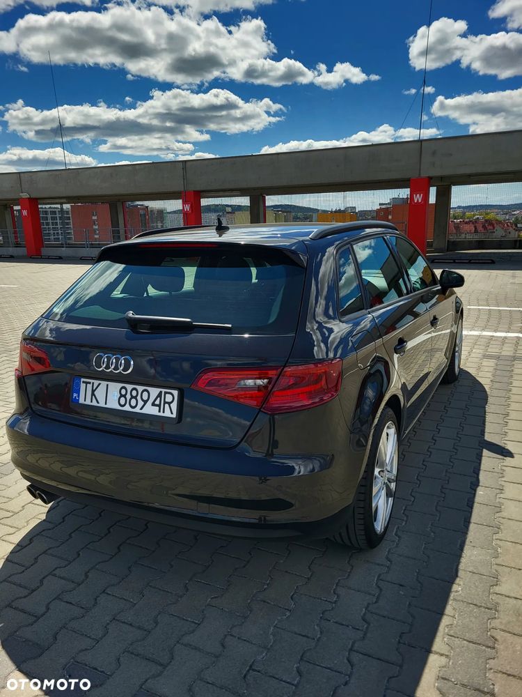 Audi A3 Sportback 2.0 TDI S tronic S line Sportpaket - 9