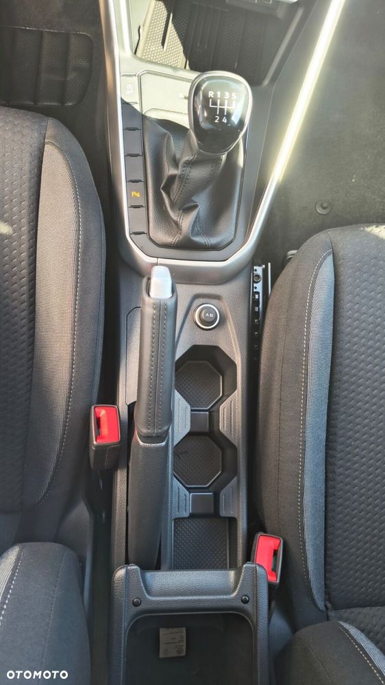 Volkswagen Polo - 18