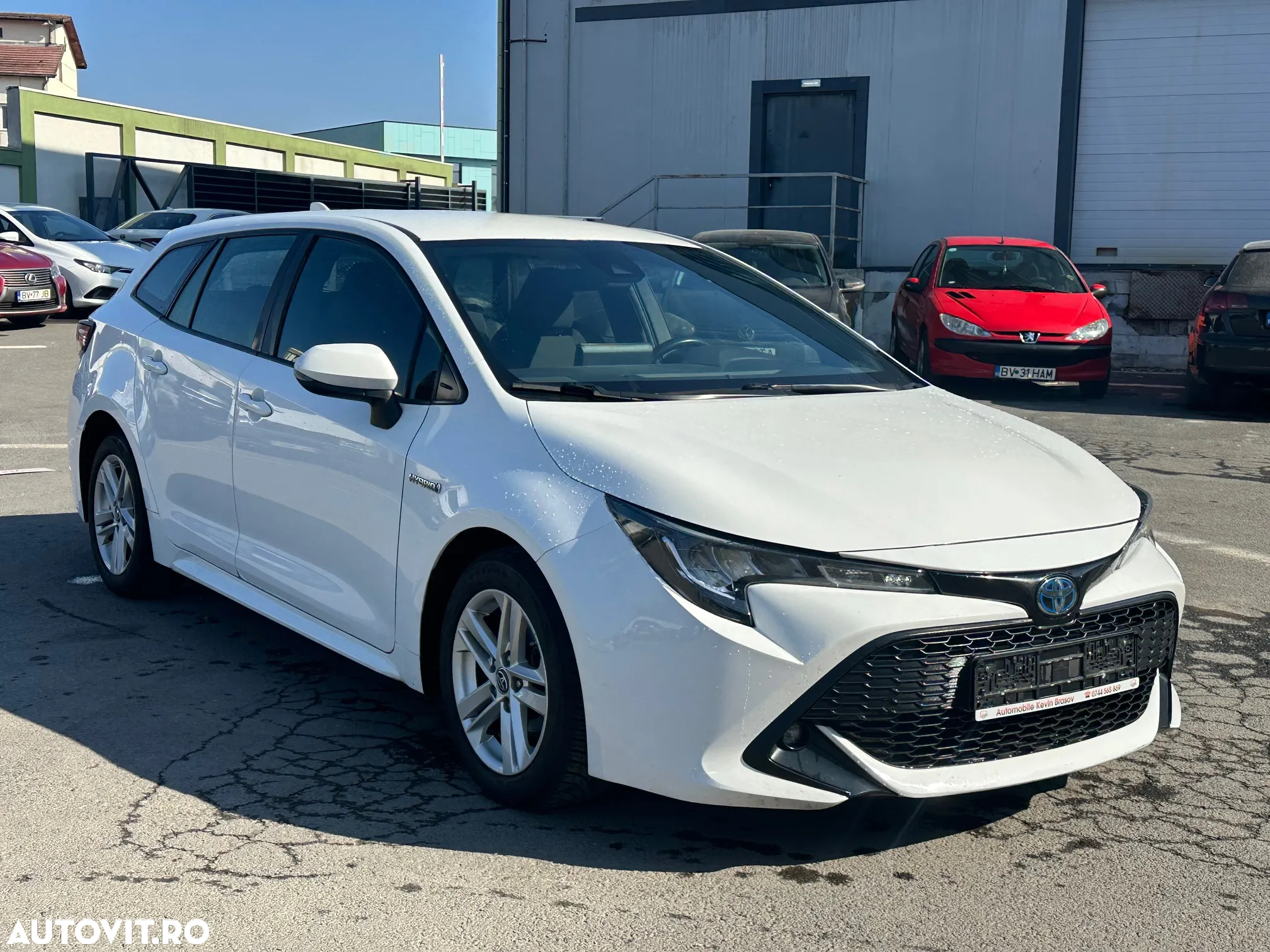 Toyota Corolla 1.8 Hybrid Business Edition - 38