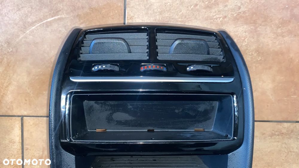 BMW 5 G30 G31 RAMKA OBUDOWA TUNELU NAWIEWU 9330681 - 2