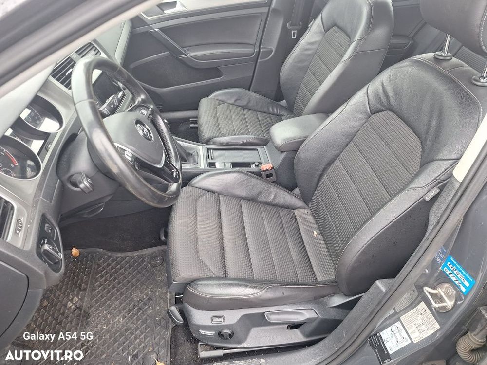 Dezmembrez VW Golf 7 break motor 1.6 CLBM cod culoare LI7F - 6